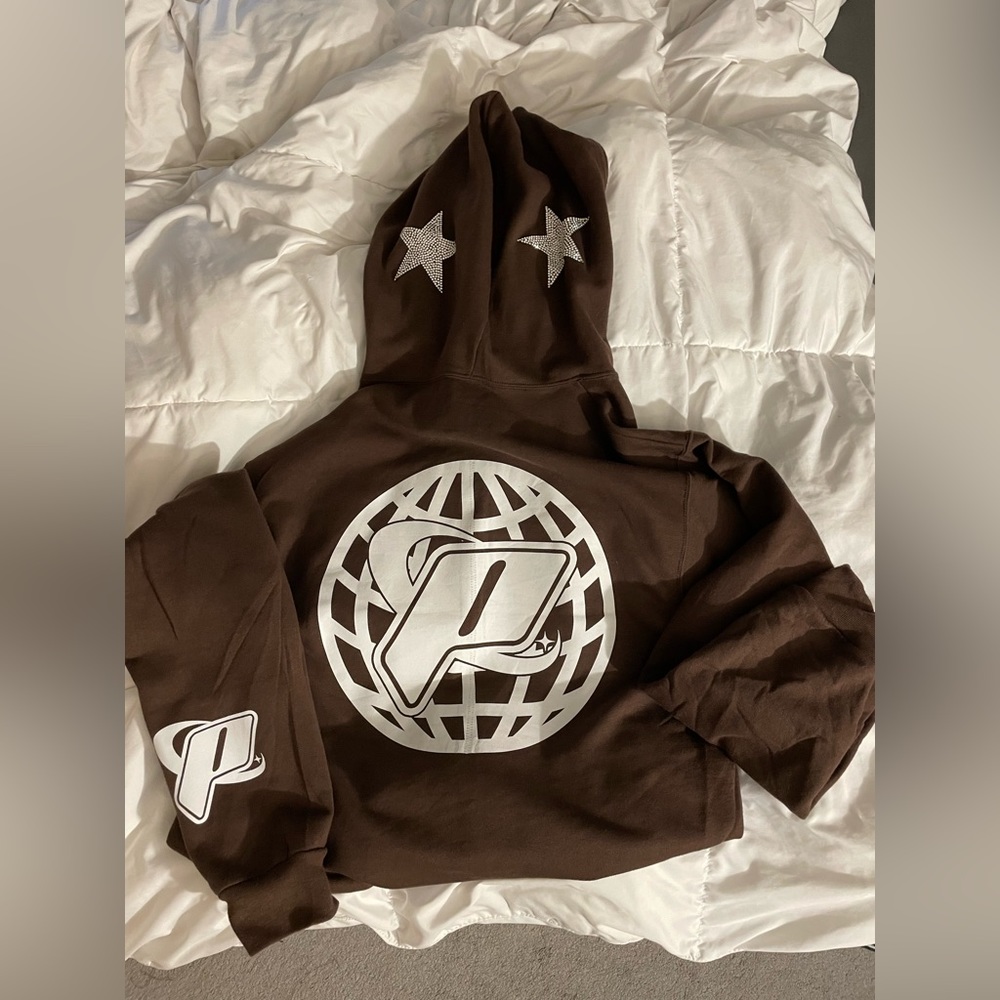Brown zip up with cute detailing